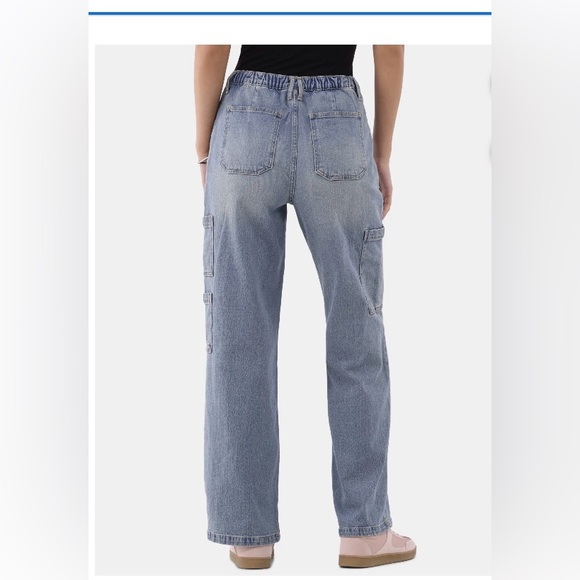 No Boundaries Wide Leg Cargo Pants - Picture 4 of 5